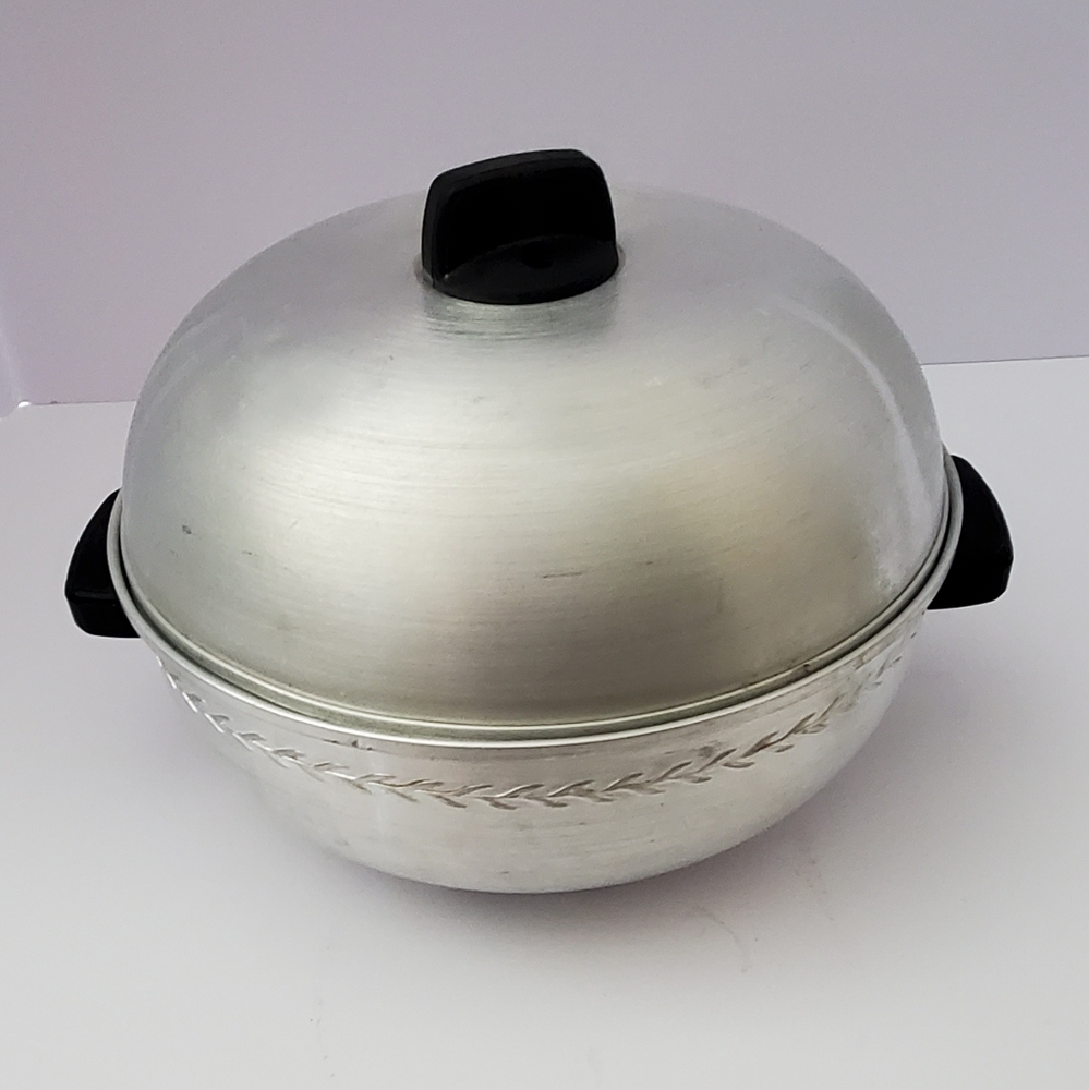 Vintage West Bend Aluminum 3 Piece Set With Vent Lid